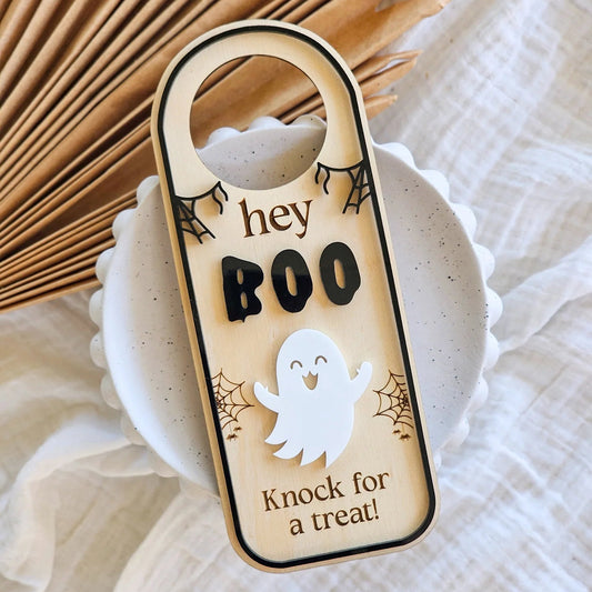 Halloween Trick or Treat Door Hang Sign
