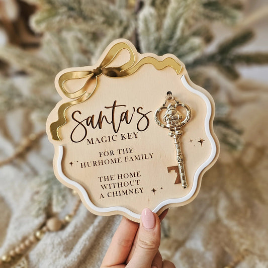 Wavy Vintage Santa's Magic Key Plaque